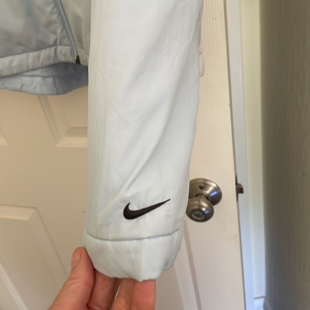 Nike Women's jacket, good condition - Picture 6 of 10